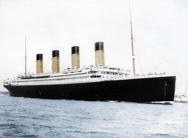 Titanic_Colourised,_photographed_in_Southampton
